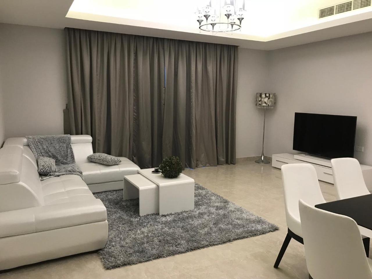 Al Manzil Residence Hidd2 Al-Manamah Bagian luar foto